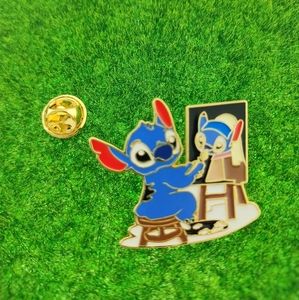 *Stitch Pin With Painting NIP